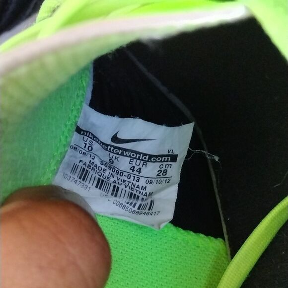Nike Tiempo Indoor Mens Size 10 Leather Rare Soccer Shoes Black Volt 509090-013 main image 7